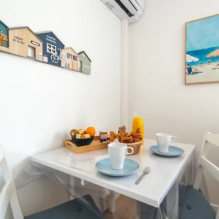 La Au Centre-port D'agde Apartamento